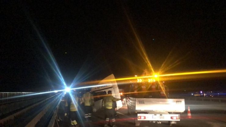 Bursa’da tır kazası: 2 yaralı