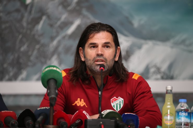 Bursaspor'da İbrahim Üzülmez dönemi başladı