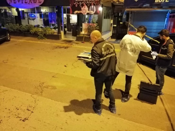 Maltepe’de bıçaklı kavgada bir kişi ağır yaralandı