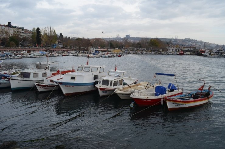 Marmara’da deniz ulaşımına lodos engeli