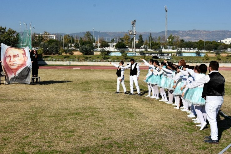 Özel sporcular yıl sonu spor şenliği