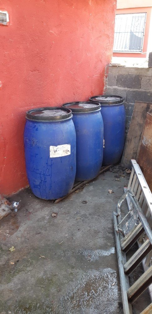 Yılbaşı öncesi bin litre kaçak içki ele geçirildi