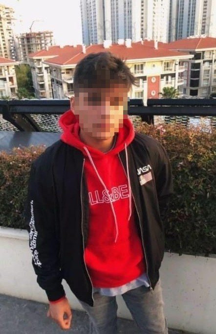 Bakırköy’de lise öğrencisine bıçaklı dehşet