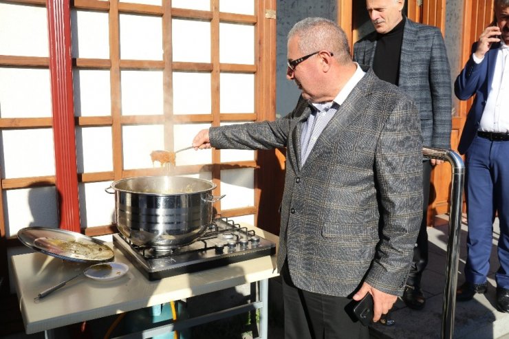 Derepazarı mandalinası reçel oldu, kavanoza girdi