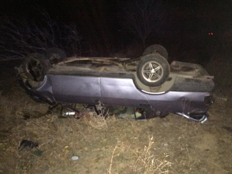 Konya'da otomobil devrildi: 3 yaralı