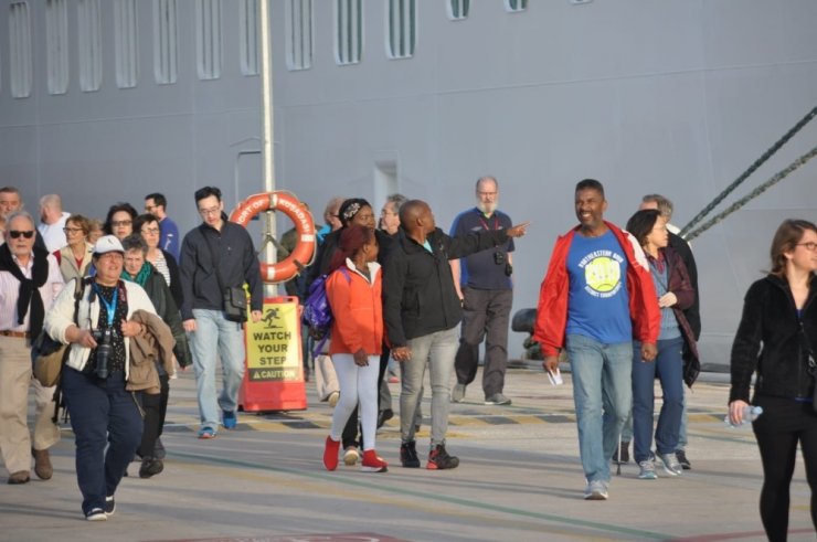 Kuşadası’nda kruvaziyer turizmi