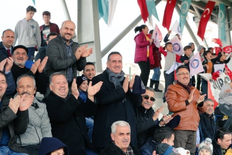 Şahinbey Ampute’nin beli bükülmüyor