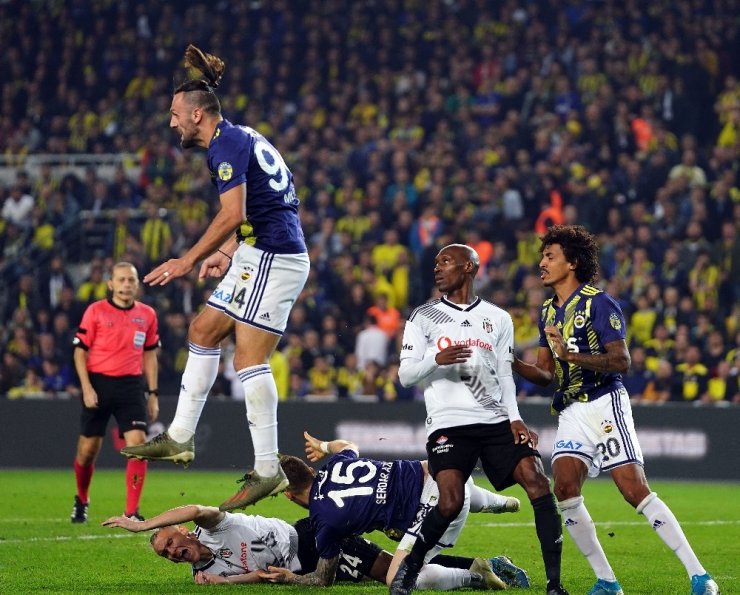 Süper Lig: Fenerbahçe: 3 - Beşiktaş: 1 (Maç sonucu)
