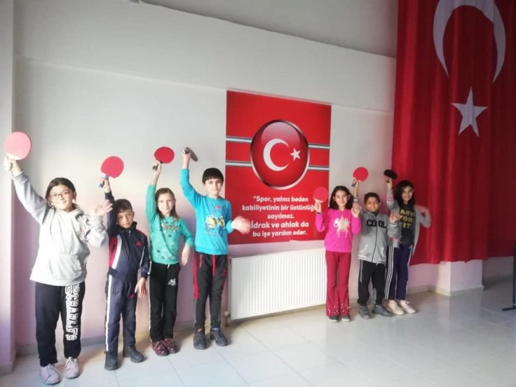 Şuhut’ta Masa Tenisi Kulübü çalışmalarına devam ediyor
