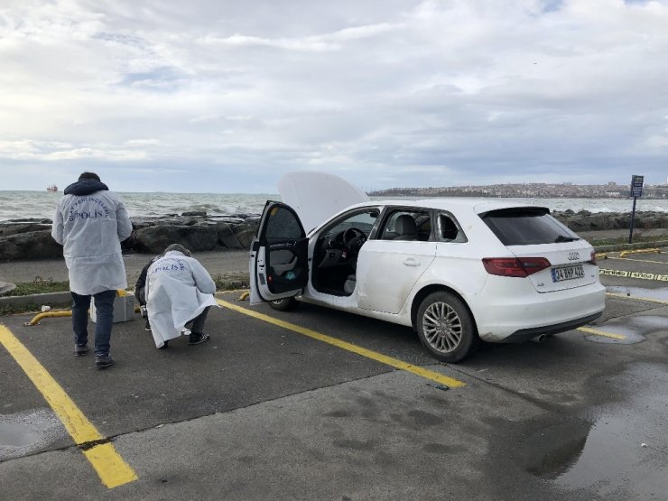 Bakırköy’de bir kişi otoparkta intihar girişiminde bulundu