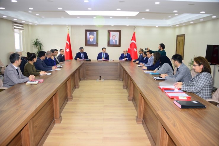 Buzağı ölümleri ve hayvan hastalıklarıyla mücadele kapsamında aşı yapılması için protokol imzalandı