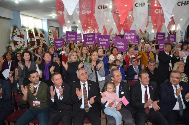 CHP Kongresine kadınlar damga vurdu