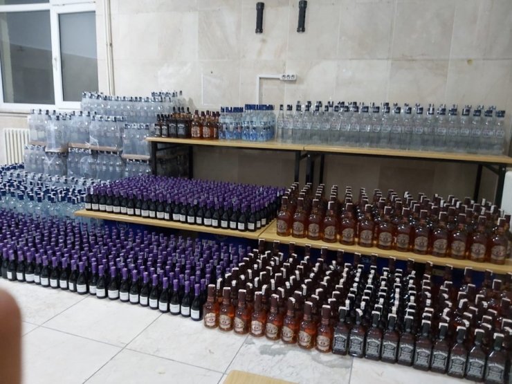 Jandarma KOM’dan kaçak alkol operasyonu: 6 gözaltı