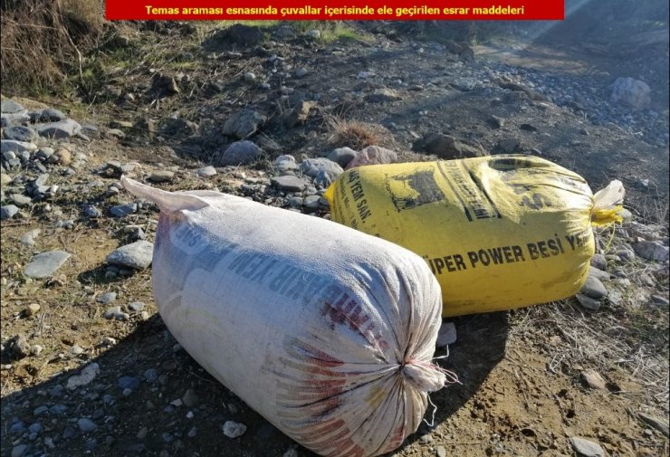 Kıran-11 operasyonunda 456 kilo esrar ve çok sayıda mühimmat ele geçirildi
