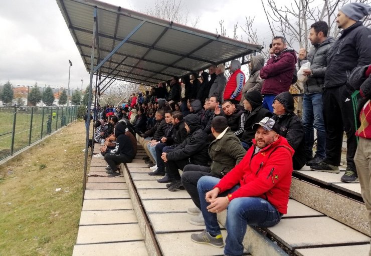 Düğerek Güneşspor taraftarının çağrısına cevap gecikmedi