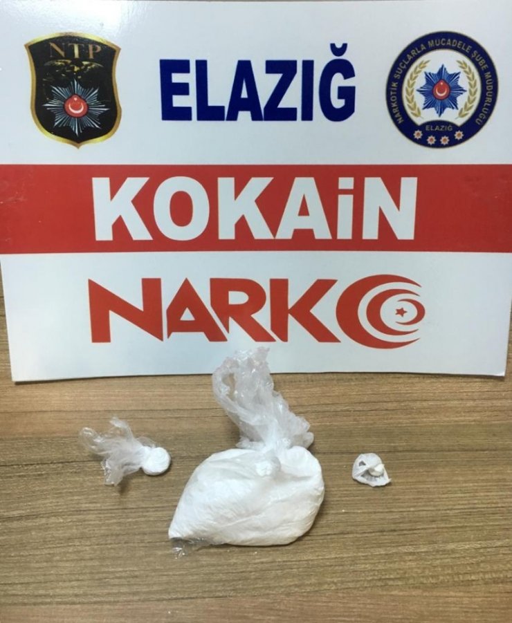 Elazığ’da 2 şüpheli kokainle yakalandı