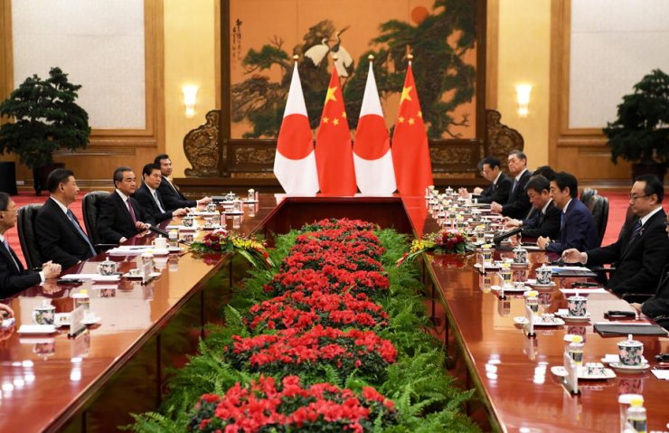Japonya ve Çin liderlerinden kritik görüşme