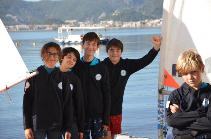 Marmaris’in minik yelkencileri