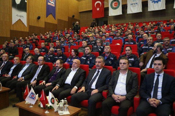 KARDEMİR’de Mesleki Yeterlilik Belge töreni
