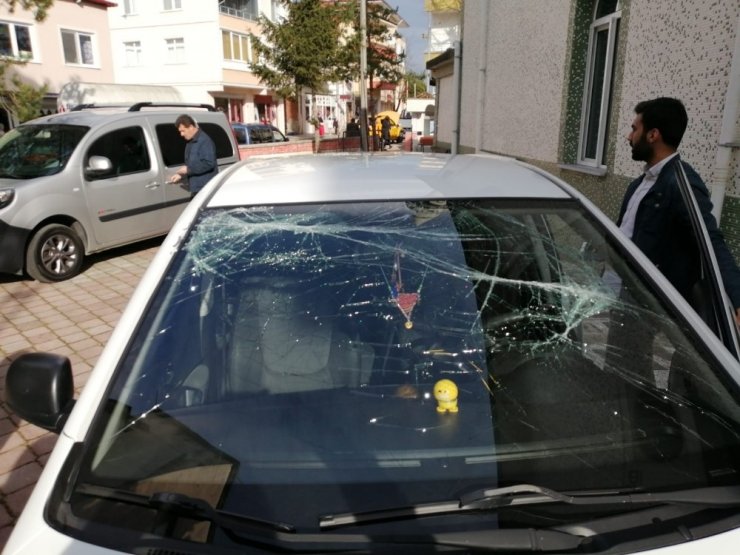 Ordu şiddetli rüzgar maddi hasara yol açtı