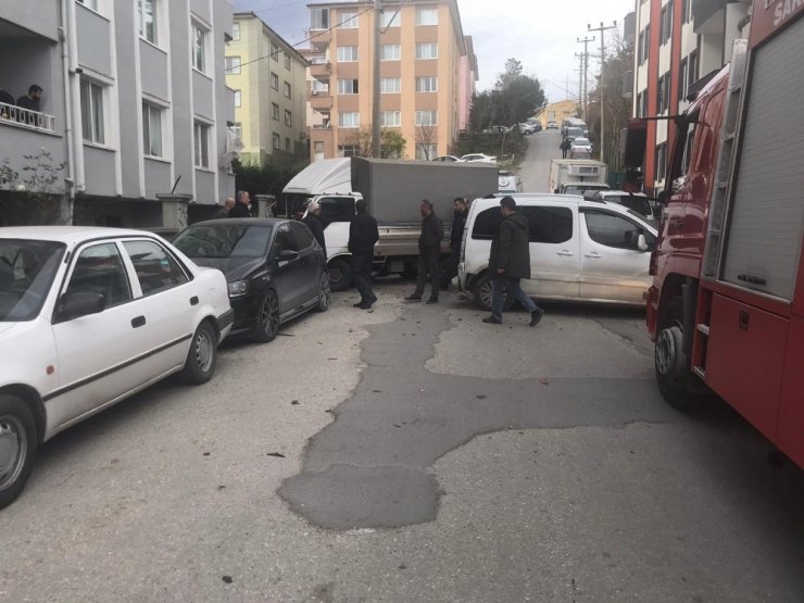 Freni patlayan kamyonet dehşet saçtı: 1 ölü, 1 yaralı