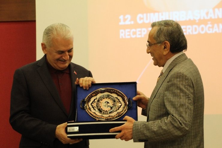 Binali Yıldırım, “Bizim geleneğimizde sömürmek yok”