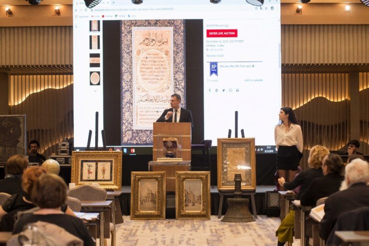 ‘Hilye-i Şerife’ sahibine kaybettirmiyor