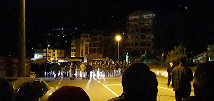 Uzungöl’de yıkım gerginliği sürüyor