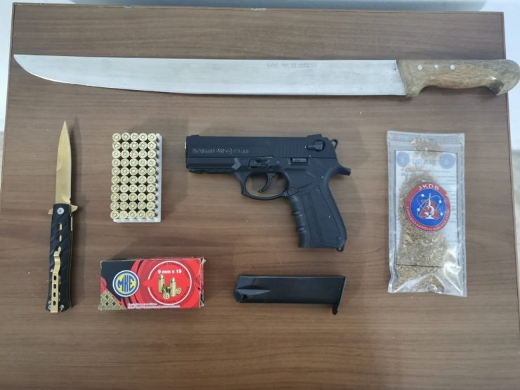 Jandarma suçlulara göz açtırmıyor