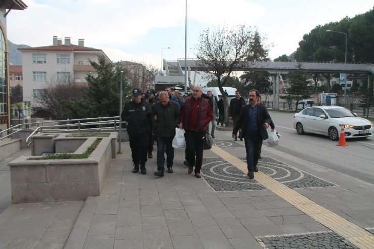 İhaleye fesat karıştırma operasyonu zanlısı 18 kişiye adli kontrol