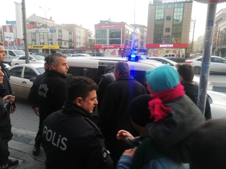 Avcılar’da banka şubesinde soygun girişimi