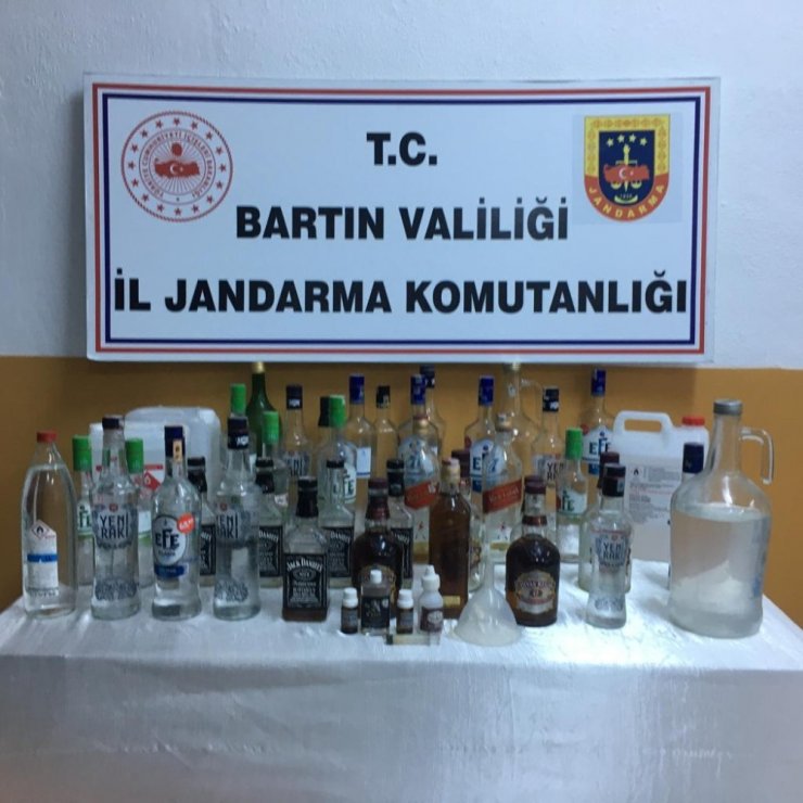 Jandarmadan kaçak içki operasyonu
