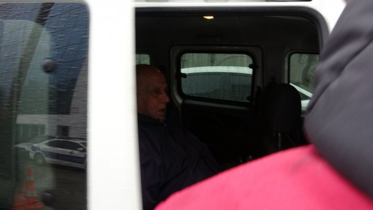 "Çakma yeğen" Bursa polisinden kaçamadı