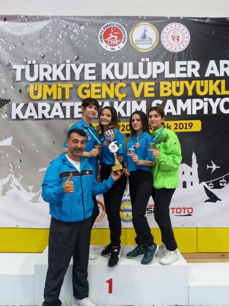 Darıcalı Karatecilerden çifte kupa