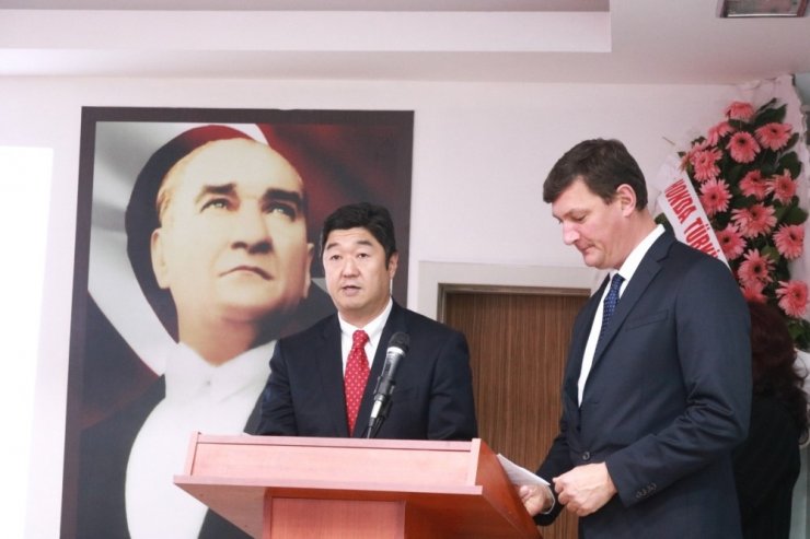 Öğrencilere profesyonel iş imkanı