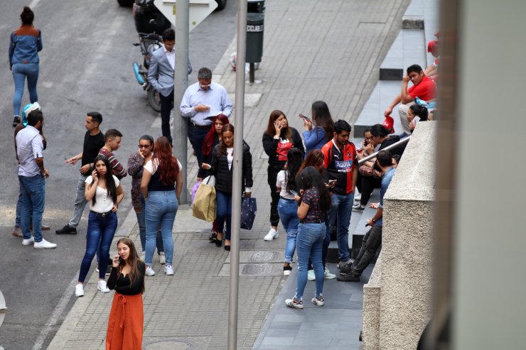 Kolombiya'da 6,2 büyüklüğünde deprem