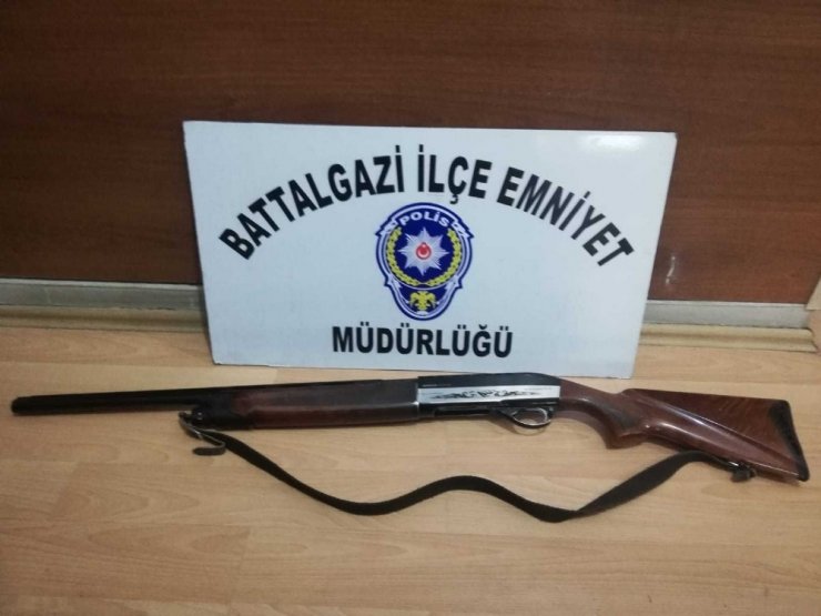 Malatya polisinden şok uygulama: 4 gözaltı