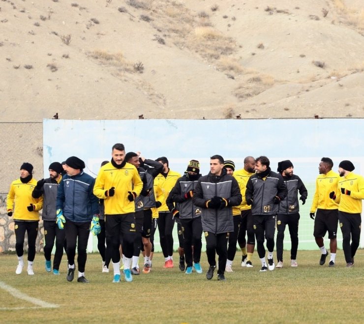 Yeni Malatyaspor’da Gaziantep maçı hazırlıkları başladı