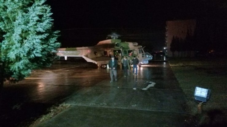 11 saat mahsur kaldılar, helikopterle kurtarıldılar