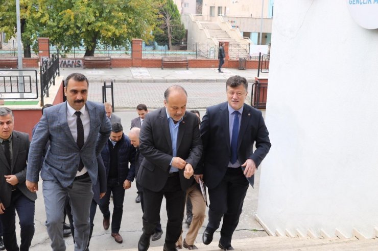 AK Partili Metin Yavuz gençlik liderleriyle buluştu