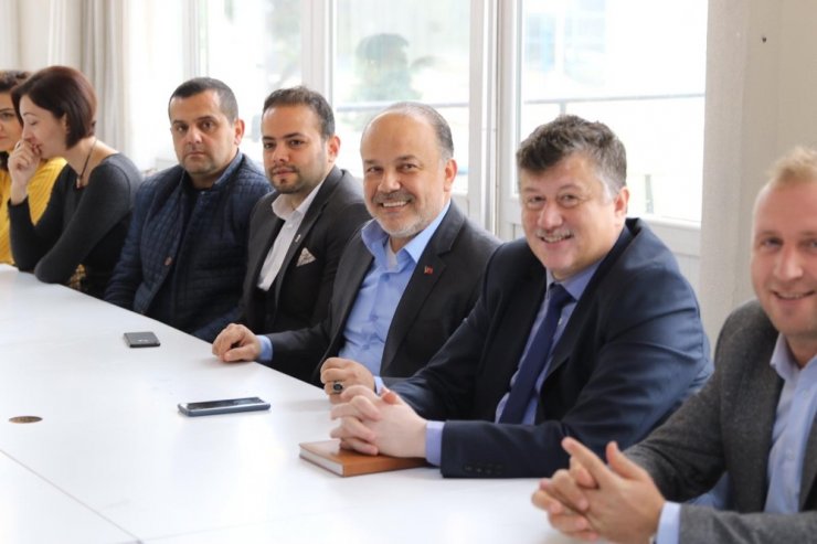 AK Partili Metin Yavuz gençlik liderleriyle buluştu