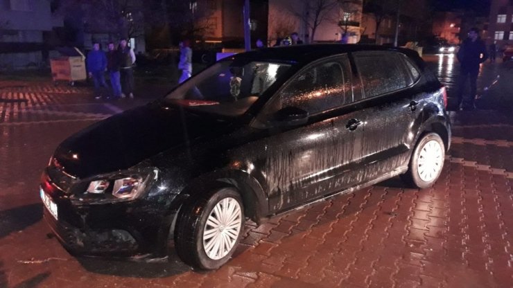 Otomobil ile motosiklet çarpıştı: 1 yaralı