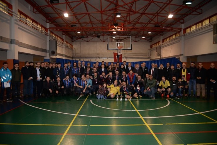 BUÜ Halı Saha Turnuvası’nda ‘Tsunami’ esti