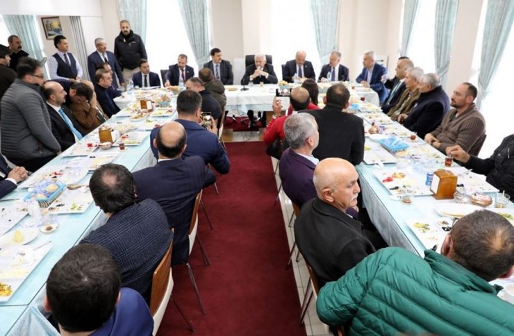 Yıldırım, baba ocağı Refahiye’de hemşehrileriyle hasret giderdi