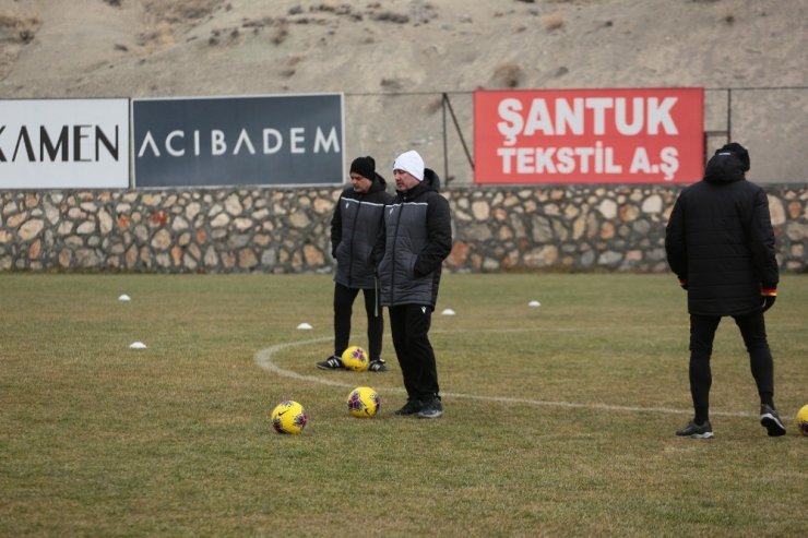 Yeni Malatyaspor’da Gaziantep FK. maçı mesaisi sürüyor