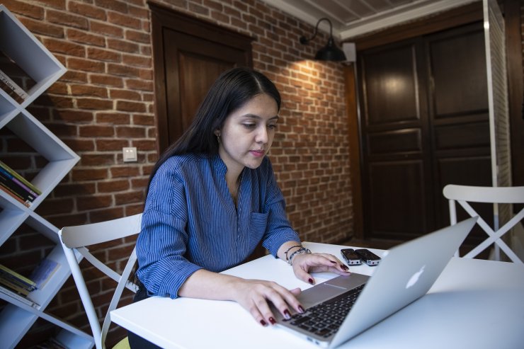 Türkiye burslusu öğrenciler AA'nın