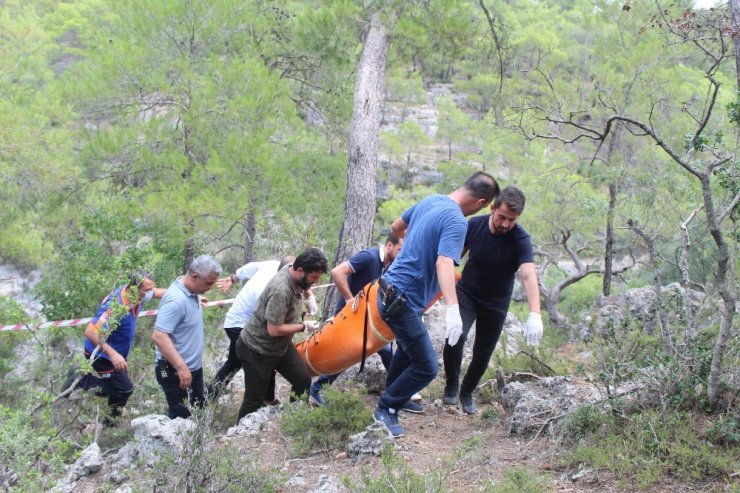 Oğlunu kaybetti, 6 ay sonra gelen oğluna ait harcamayla şoke oldu