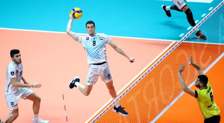 Halkbank final grubunda