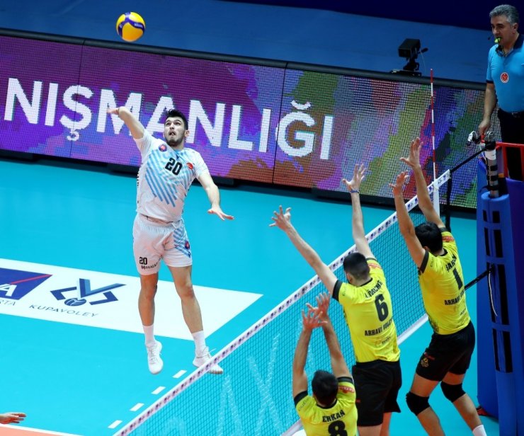 Halkbank final grubunda