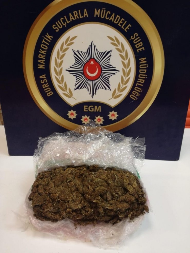 Bursa’da uyuşturucu operasyonu: 3 tutuklama